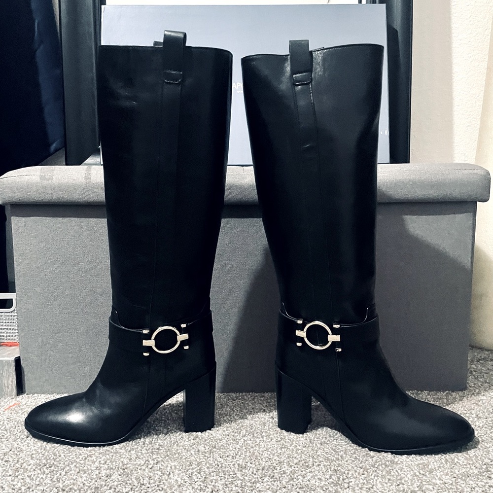 Women’s Napoleoni Vitello Black Leather boots- size 9.5.